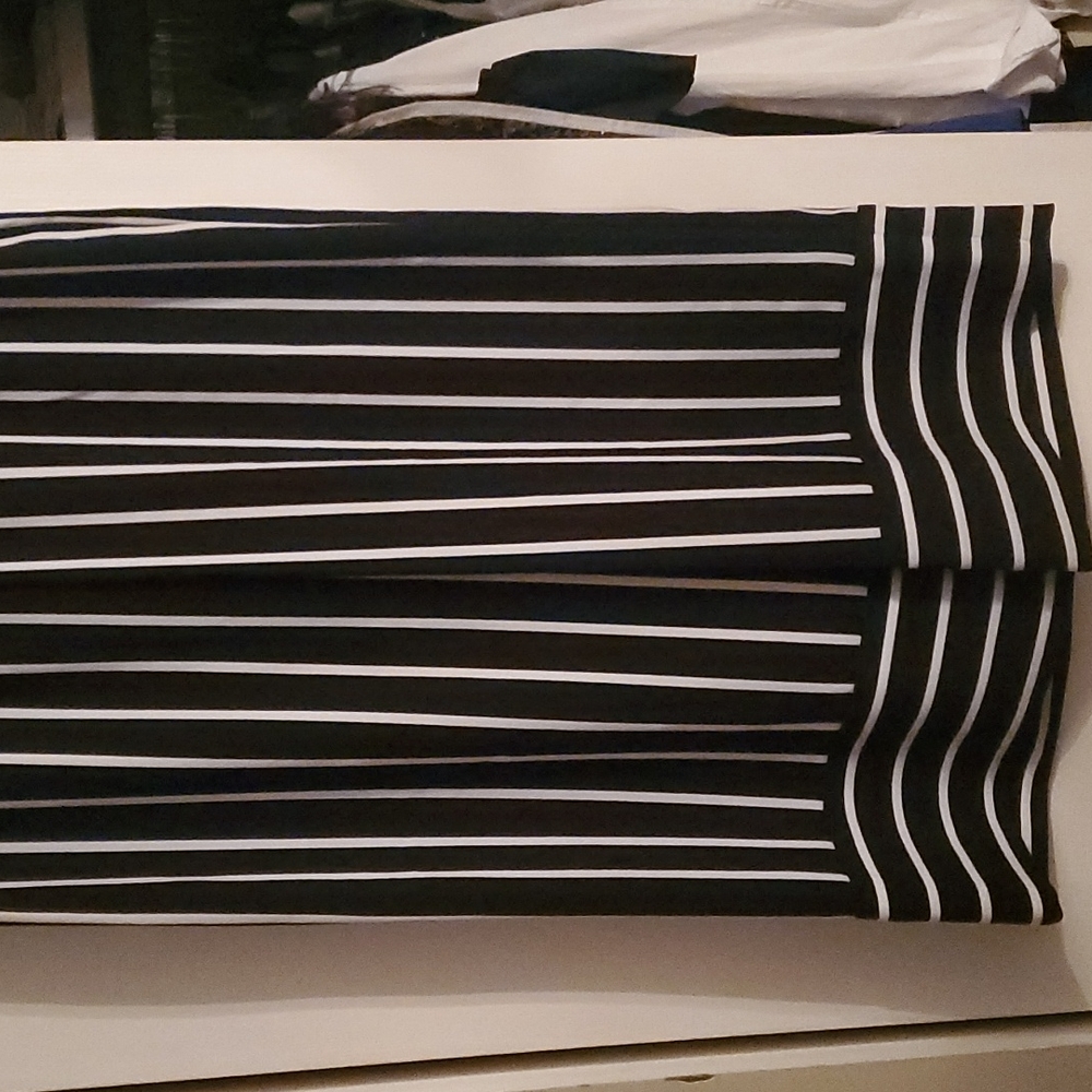 Striped wide leg Capri dress pants